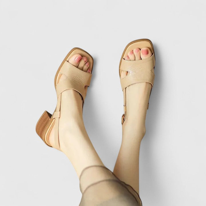 Winnie Comfy Retro Sandals