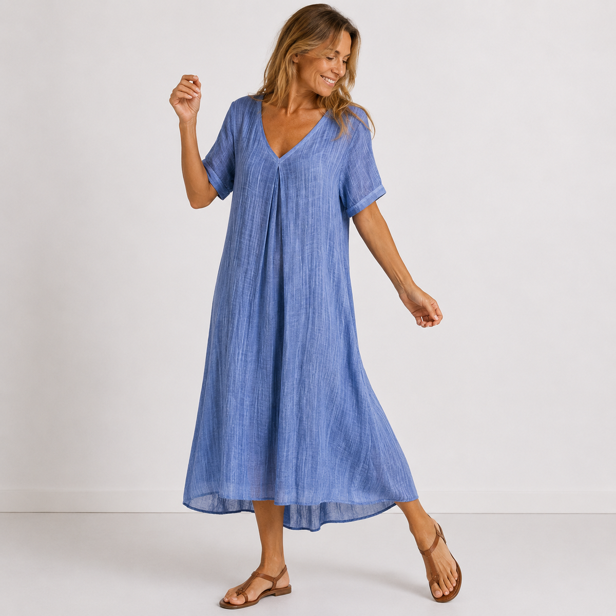 Giuliana Elegant Flowing Maxi Dress