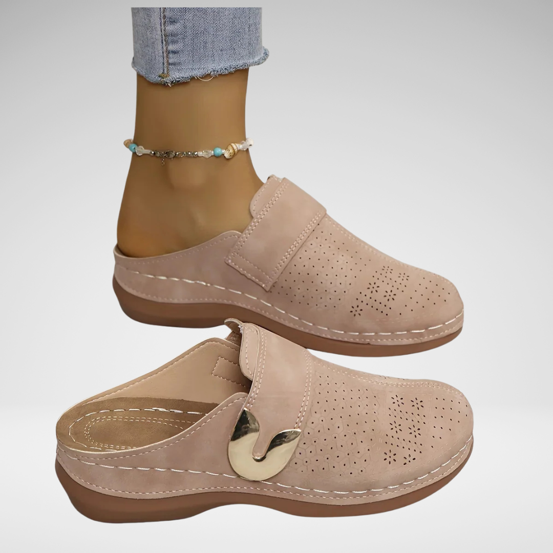 Caprielle Chic Supportive Wedge Sandals
